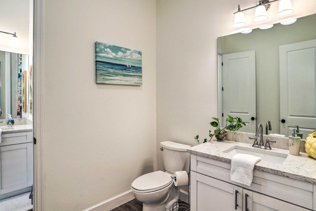 Family-Friendly Tampa Home Less Than 3 Mi To Ocean! エクステリア 写真